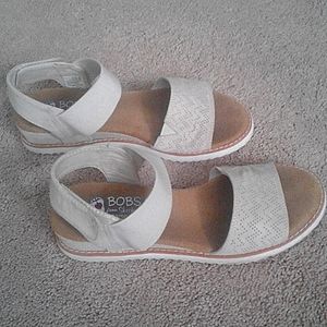 Women's sandals